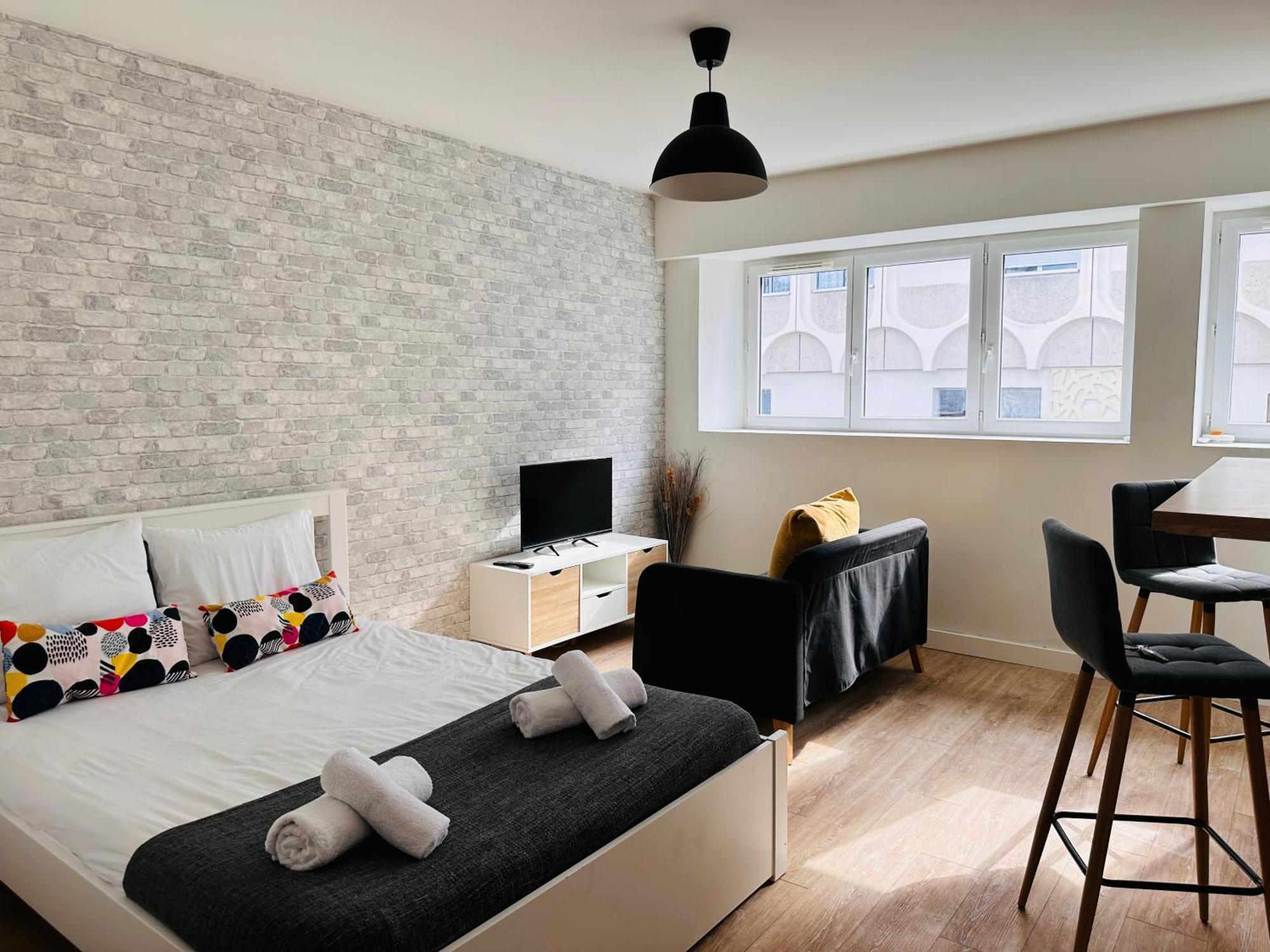 Appartement Cosy Proche De Toutes Les Commodites ออร์เลออง ภายนอก รูปภาพ